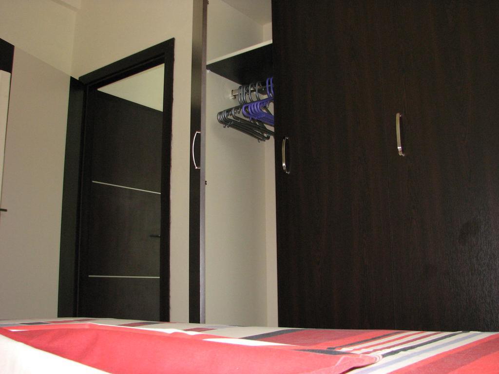 Aparthotel Vila Tufi Velipoje Exterior photo